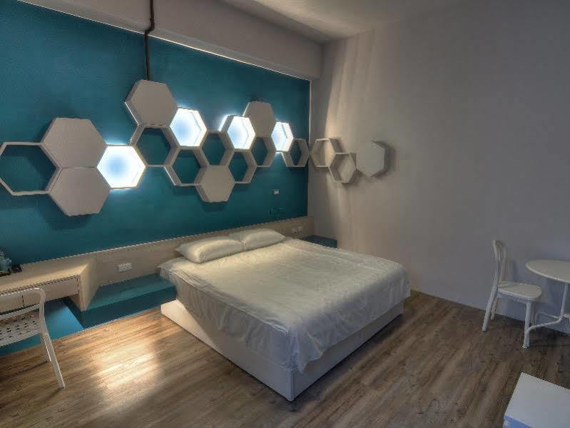 Art Zone Apartment Хуалиен Сити Екстериор снимка